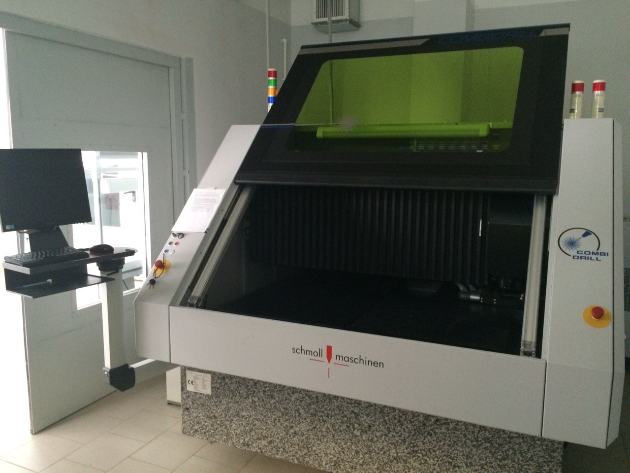 Гибридный лазерный станок для обработки печатных плат Combi Drill с ЧПУ UV/CO2 ф. Scmoll Maschinen GmbH (Германия).
